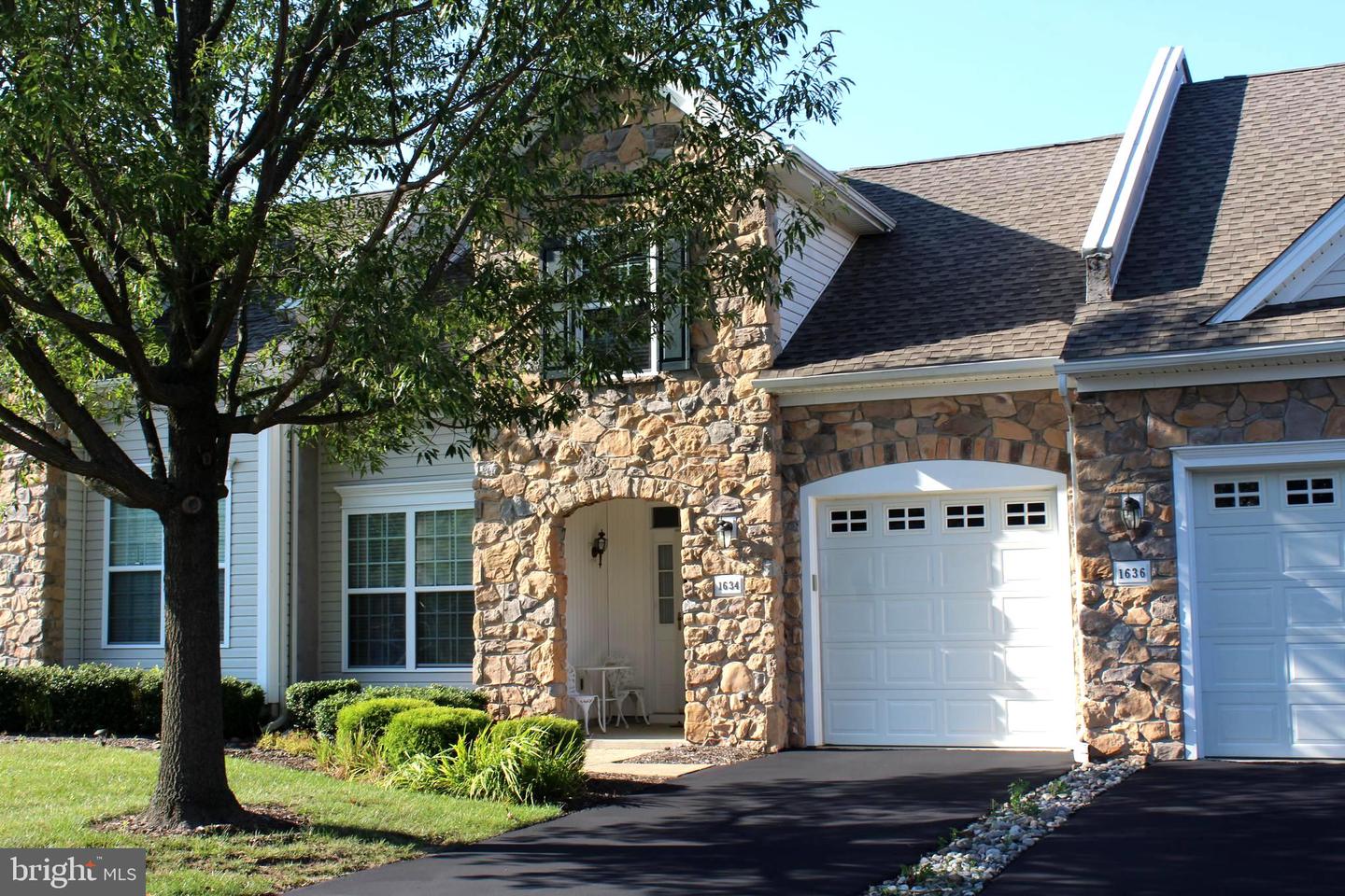 1634 Dogwood Dr, Boothwyn, PA 19061 MLS PADE2007000 Coldwell Banker