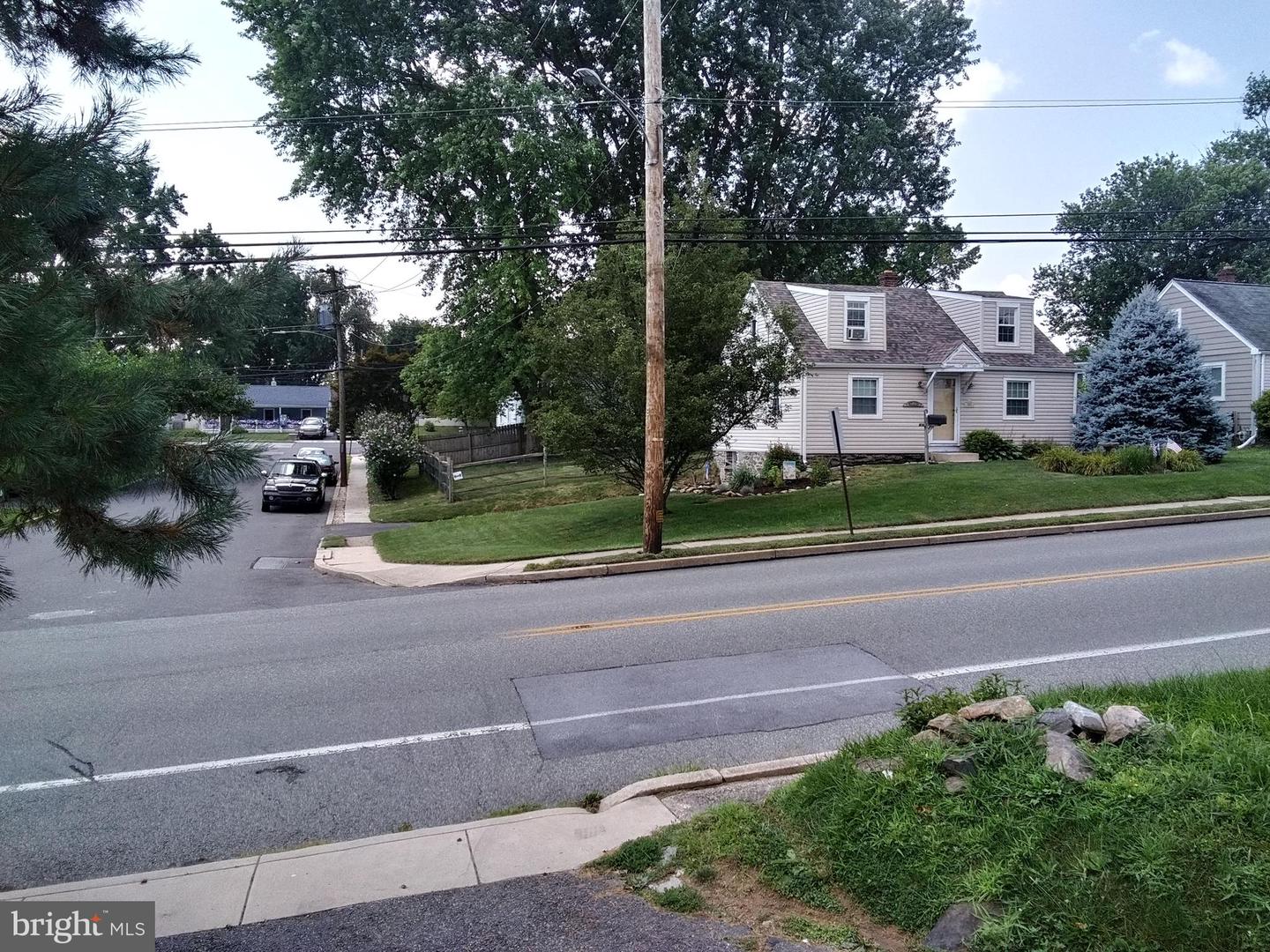 1805 Dutton Mill Rd, Aston, PA 19014 MLS PADE2010526 Coldwell Banker