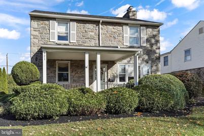 921 Penn Avenue, Drexel Hill, PA 19026 - Photo 1