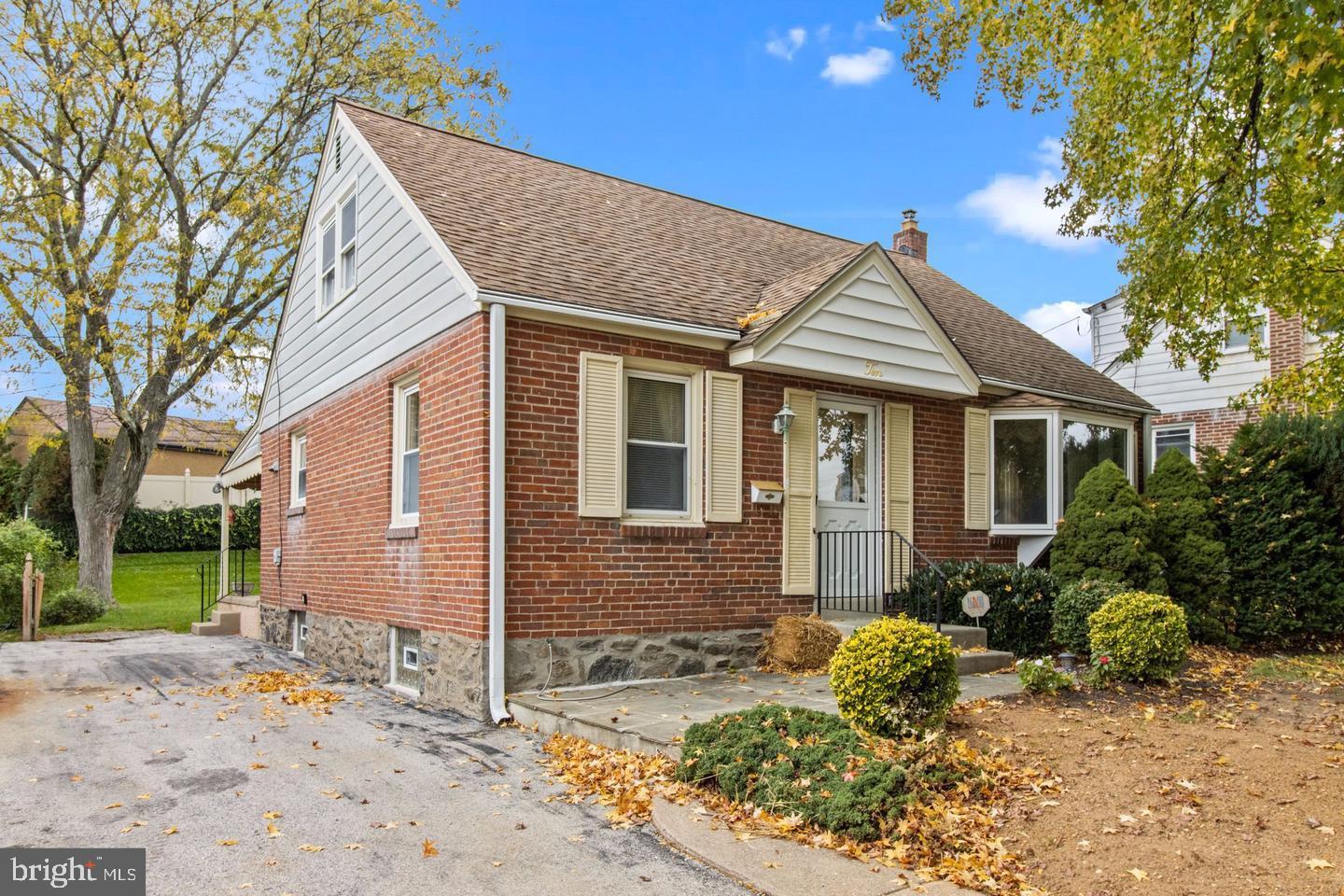 10 S Malin Rd, Broomall, PA 19008 MLS PADE2015686 Coldwell Banker