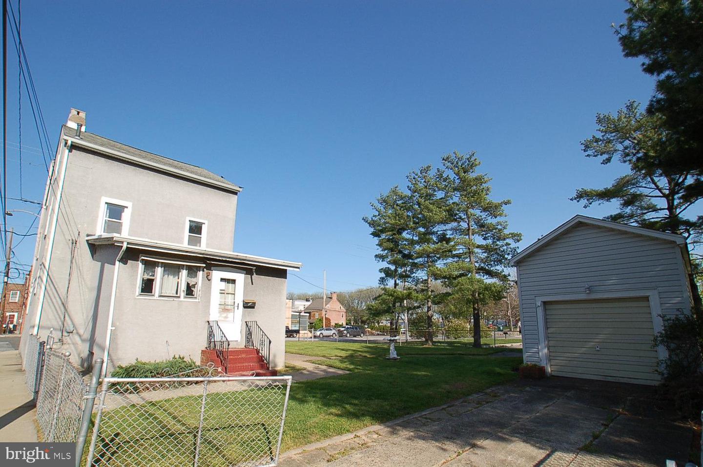 198 Market St, Marcus Hook, PA 19061 MLS PADE2024576 Coldwell Banker