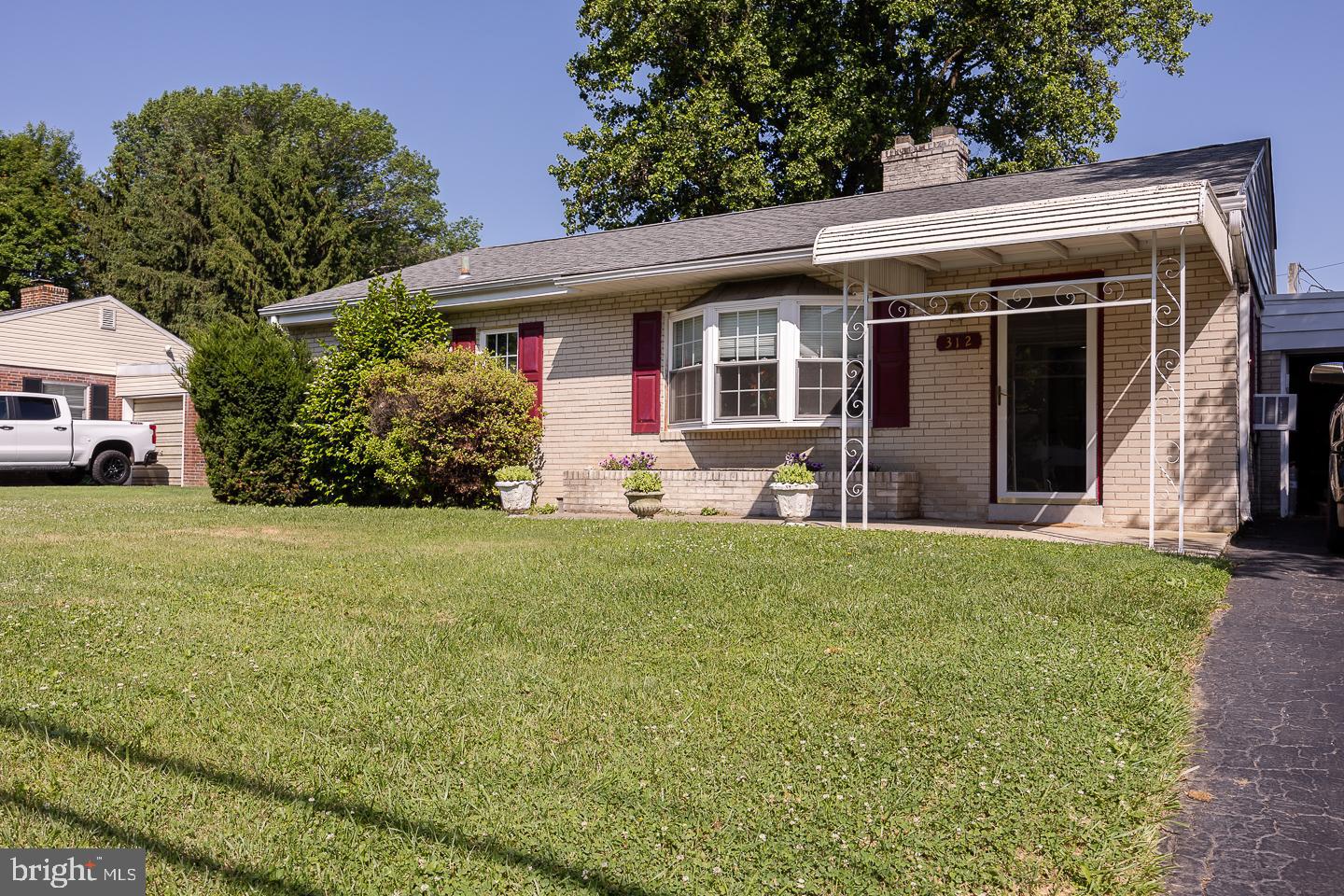 312 Lawrence Rd, Broomall, PA 19008 MLS PADE2028666 Coldwell Banker