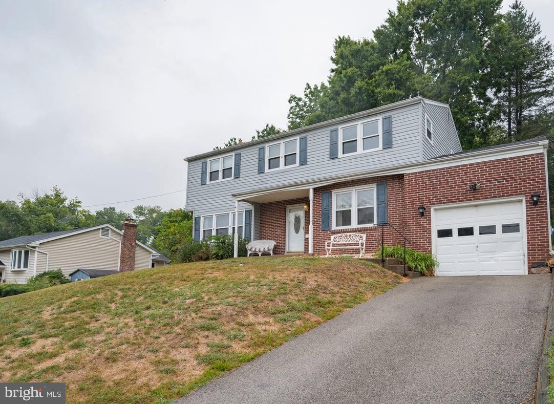 2230 Hillside Ln, Aston, PA 19014 MLS PADE2032972 Coldwell Banker
