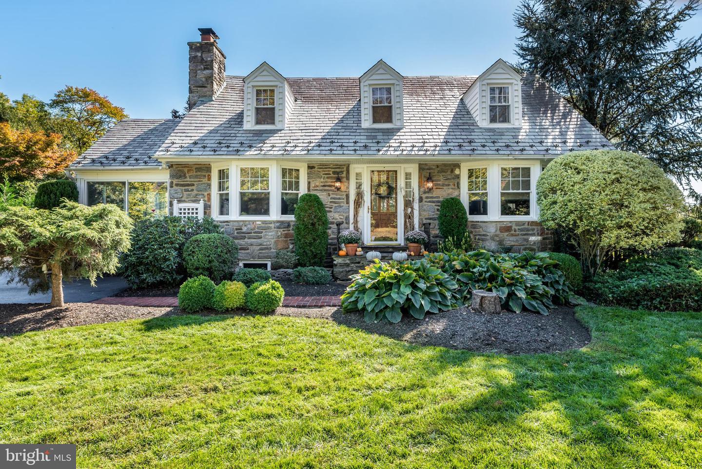 8 W Brookhaven Rd, Wallingford, PA 19086 MLS PADE2034284 Coldwell