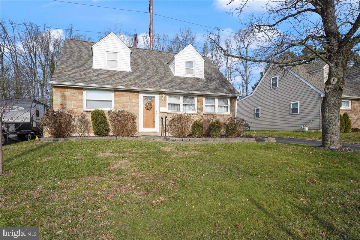 2455 Secane Rd, Secane, PA 19018 MLS PADE2038436 Coldwell Banker