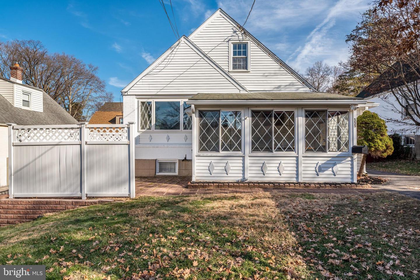 555 Grand Ave, Havertown, PA 19083 MLS PADE2038962 Coldwell Banker