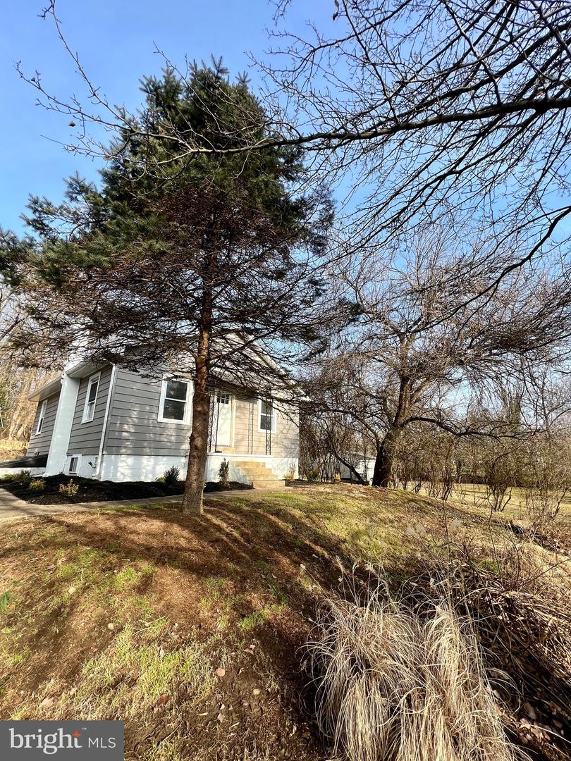 1718 Peach St, Marcus Hook, PA 19061 MLS PADE2039822 Coldwell Banker