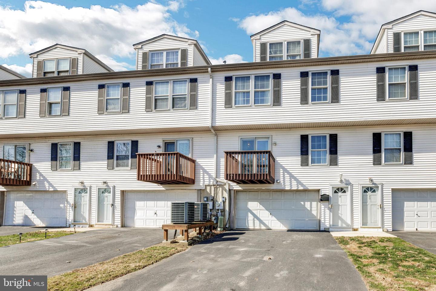 18 Saude Ave, Essington, PA 19029 MLS PADE2041116 Coldwell Banker