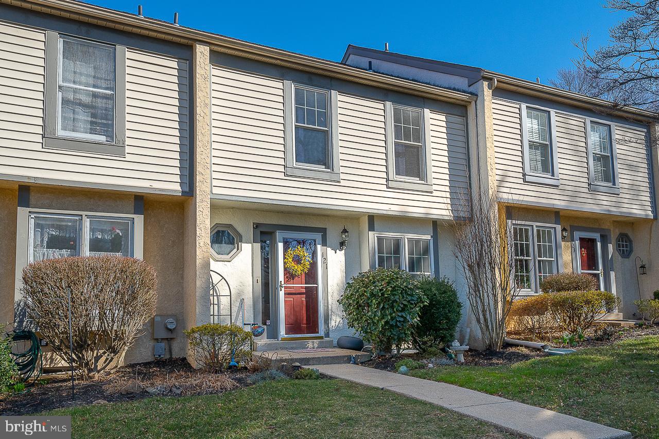 121 Bowater Ct, Media, PA 19063 MLS PADE2041546 Coldwell Banker