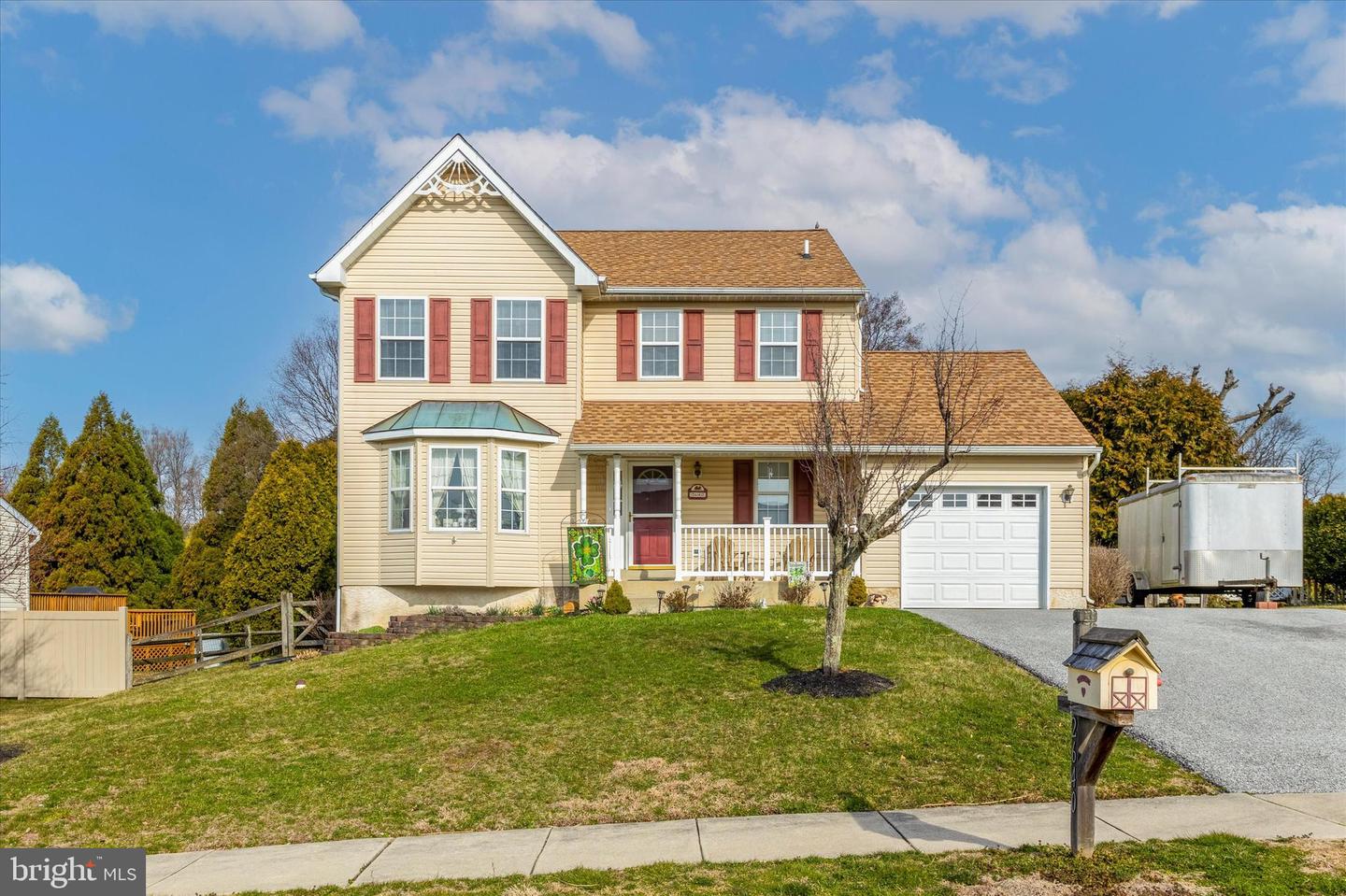 2640 E Colonial Dr, Upper Chichester, PA 19061 MLS PADE2043236