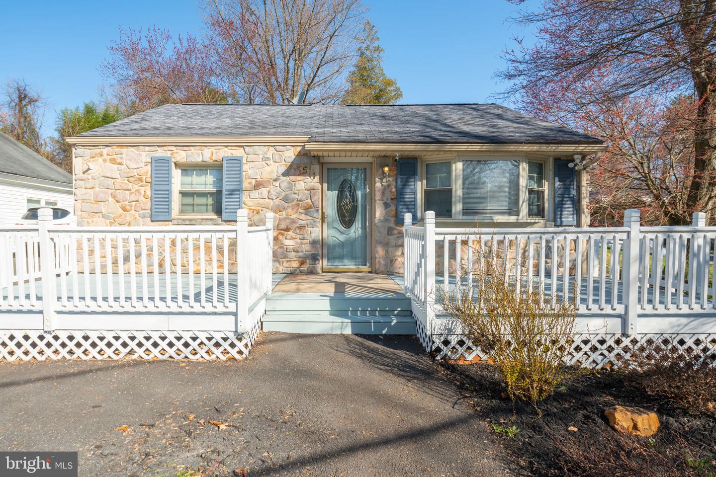 51 E Knowlton Rd, Media, PA 19063 MLS PADE2043520 Coldwell Banker