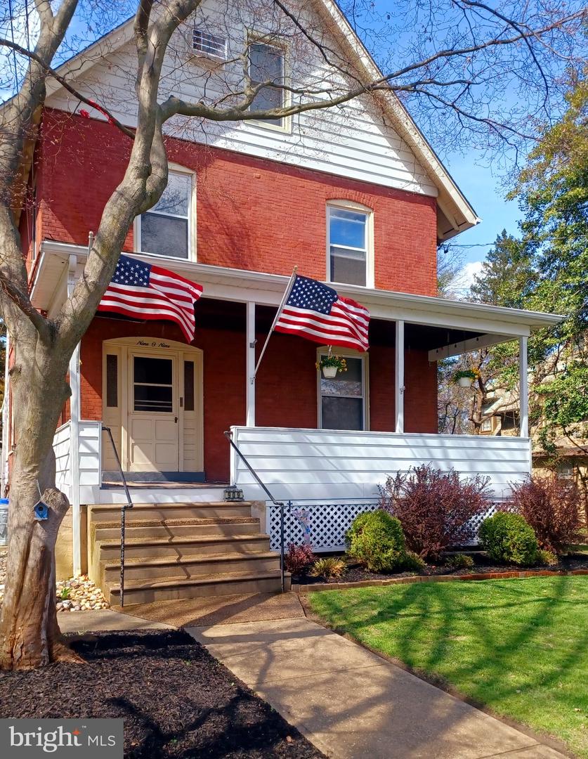 909 10th Ave, Prospect Park, PA 19076 MLS PADE2044132 Coldwell Banker