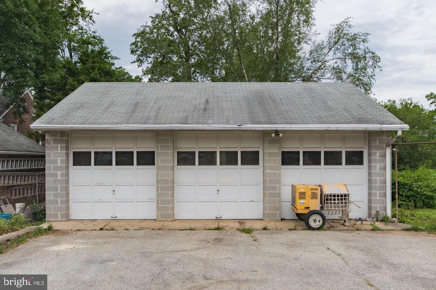 660 Loraine St GARAGE, Ardmore, PA 19003 MLS PADE2044324 Coldwell