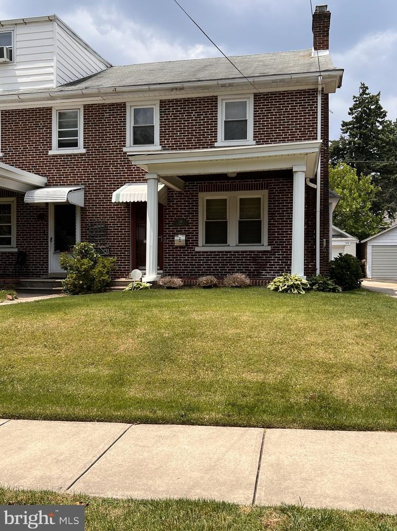 126 Mowry St, Chester PA  19013-5024 exterior