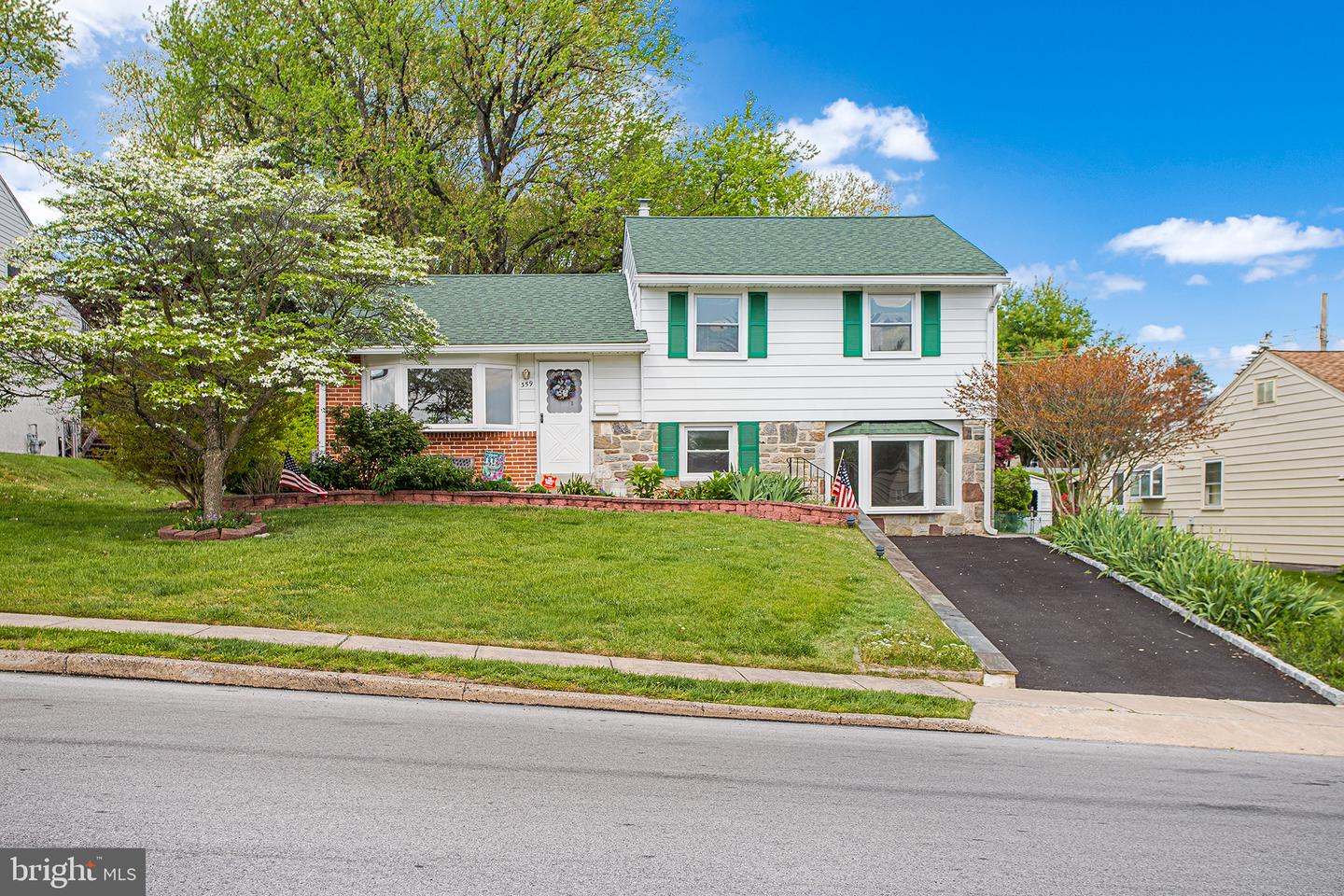 359 Warren Blvd, Broomall, PA 19008 MLS PADE2045534 Coldwell Banker