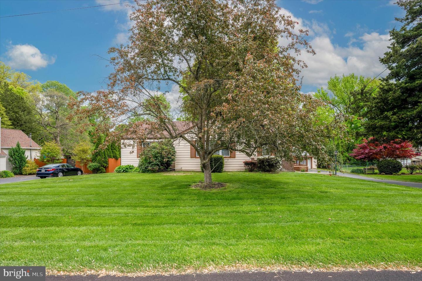 2517 Larkin Rd, Upper Chichester, PA 19061 MLS PADE2046294 Coldwell