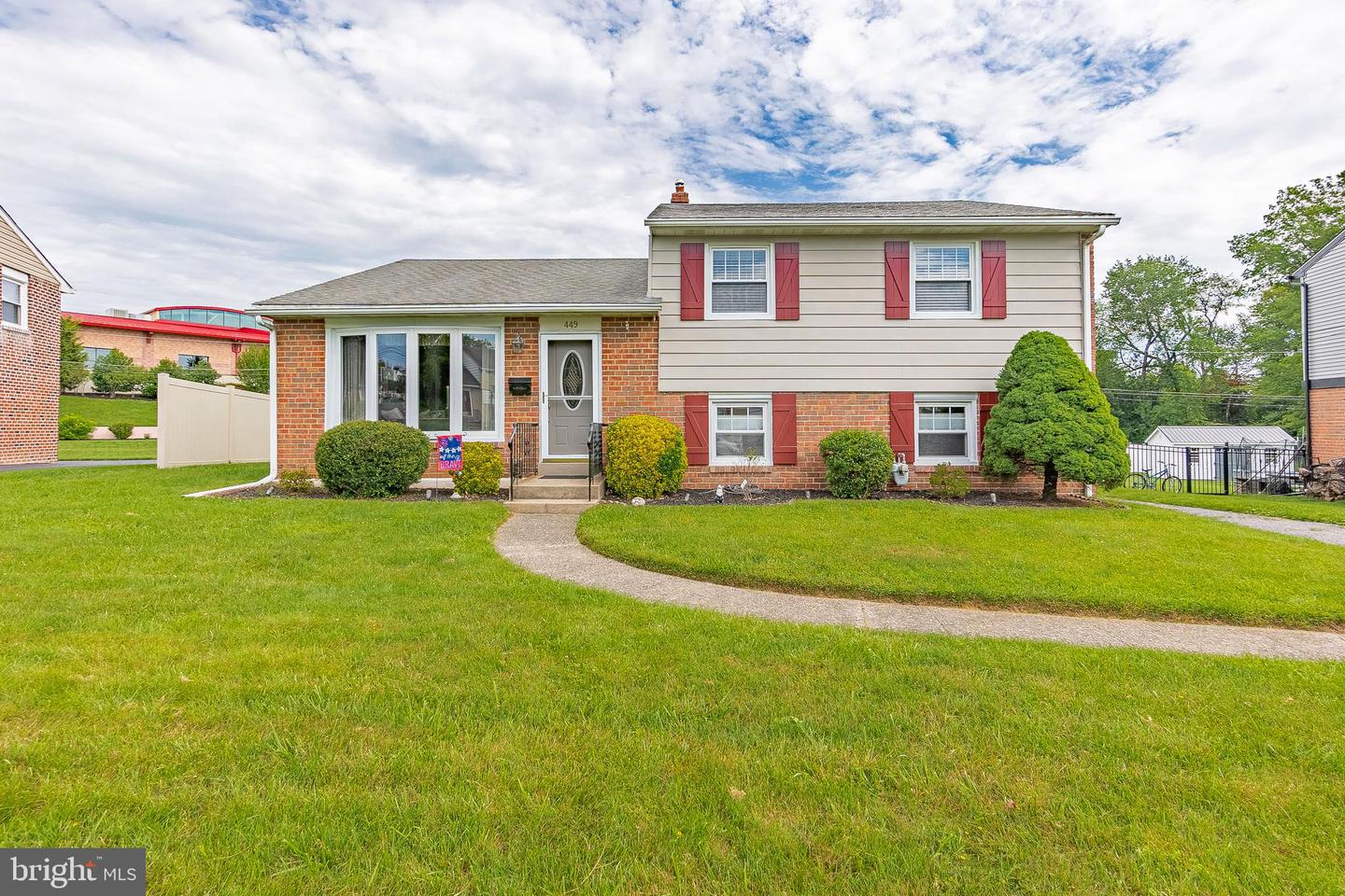 449 Rittenhouse Cir, Havertown, PA 19083 MLS PADE2047638 Coldwell
