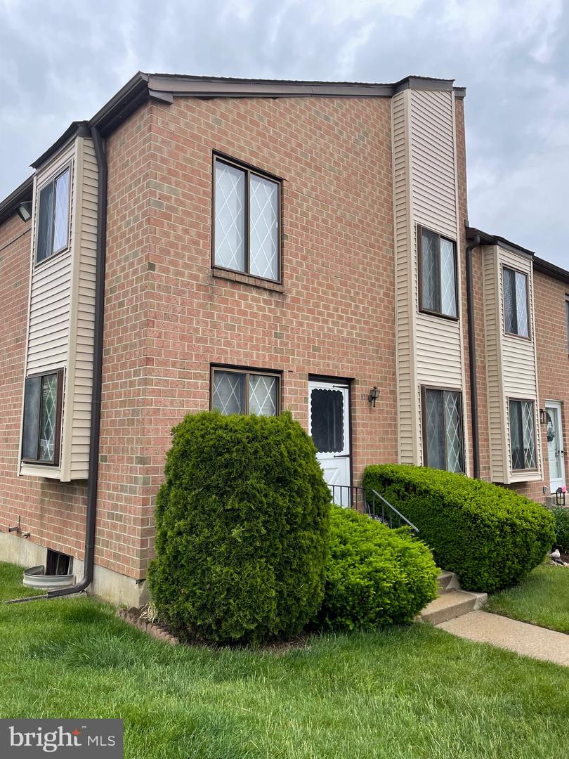 5200 Hilltop Dr 397, Brookhaven, PA 19015 MLS PADE2048608 Coldwell