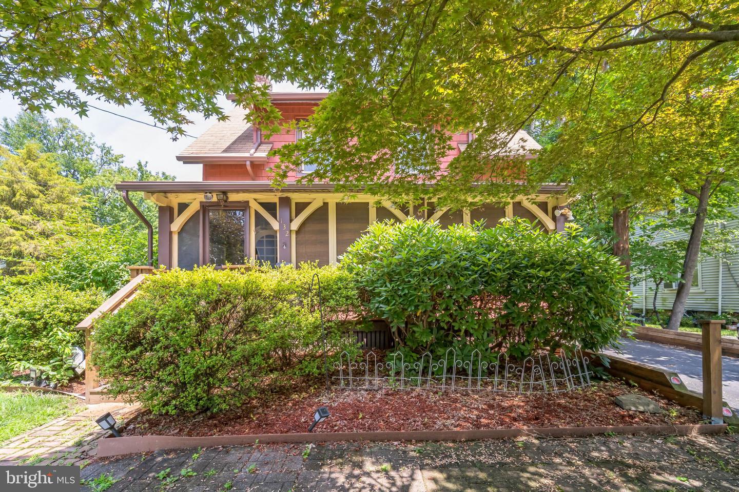 132 E Sylvan Ave, Morton, PA 19070 MLS PADE2050940 Coldwell Banker