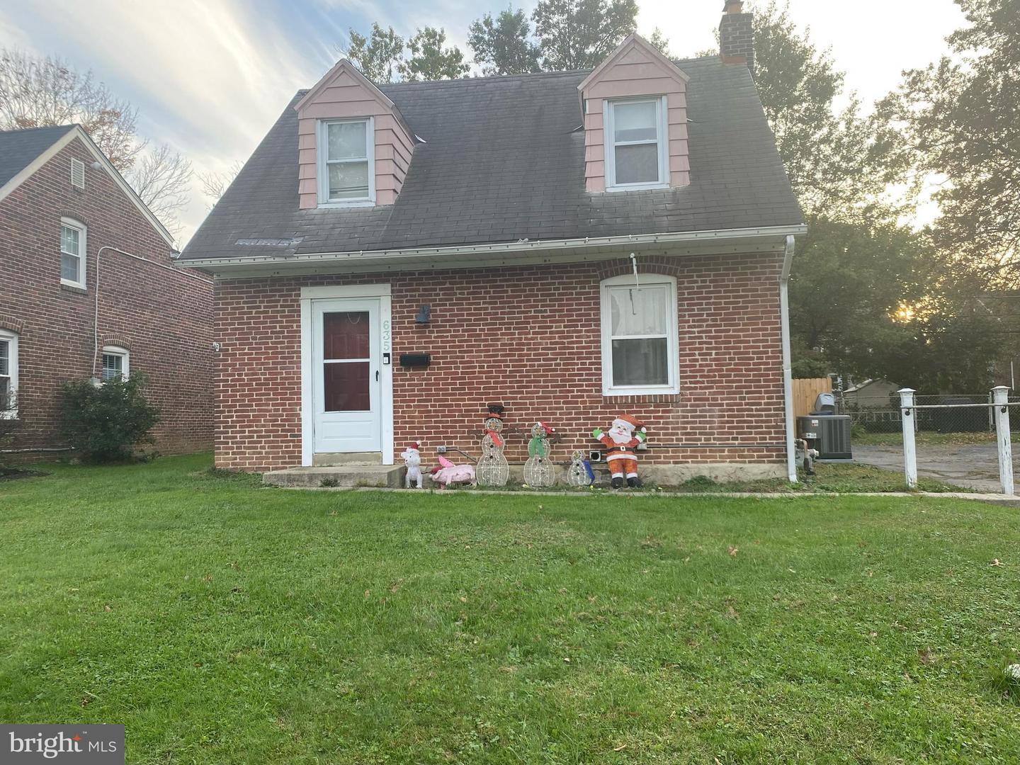 635 Stockton Cir, Ridley Park, PA 19078 MLS PADE2056290 Coldwell Banker