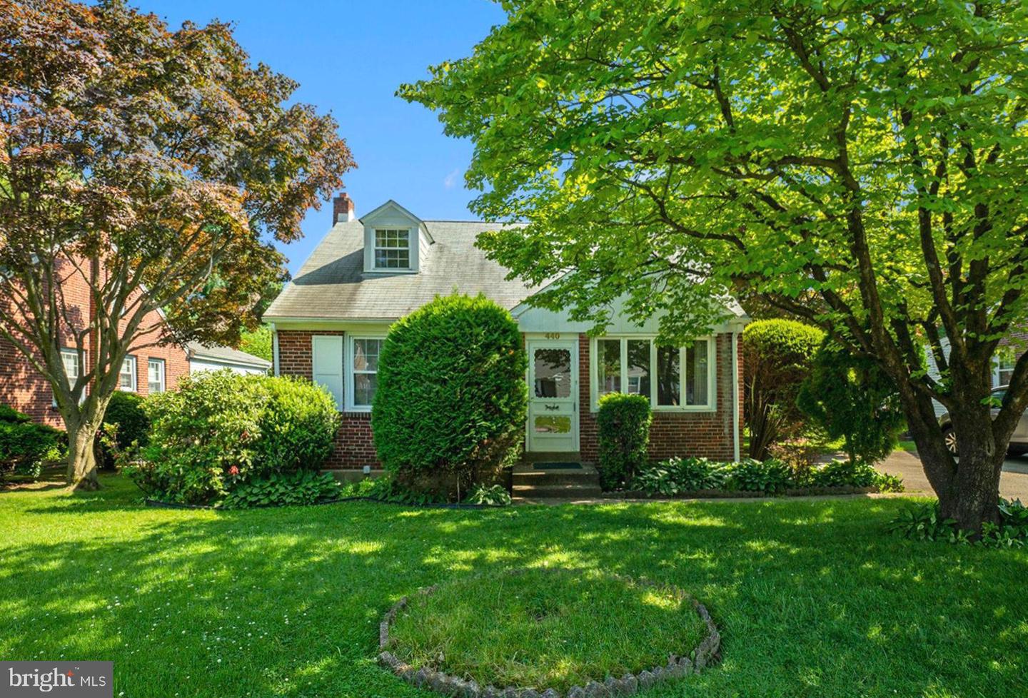 440 Kent Rd, Springfield, PA 19064 - MLS PADE2068024 - Coldwell Banker