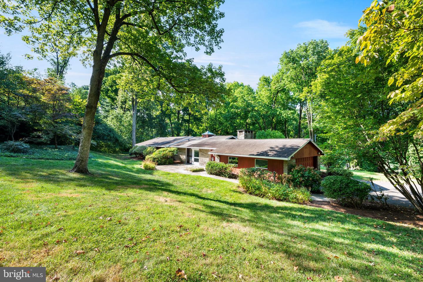 337 Plush Mill Rd, Wallingford, PA 19086 - MLS PADE2069408 - Coldwell ...
