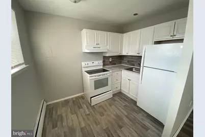 711 Ashland Avenue, Crum Lynne, PA 19022 - Photo 1