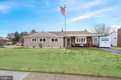 4204 N Bent Lane, Aston, PA 19014 - Photo 1