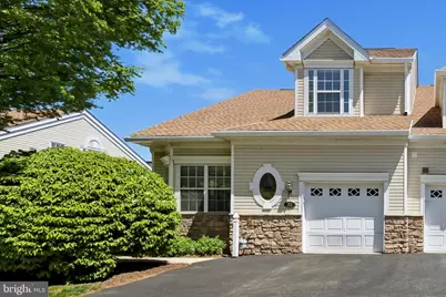 32 Dresner Circle, Upper Chichester, PA 19061 - Photo 1