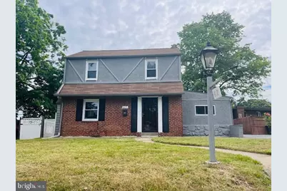 817 E Penn Pines Boulevard, Clifton Heights, PA 19018 - Photo 1