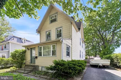 317 S Ridgeway Avenue, Glenolden, PA 19036 - Photo 1