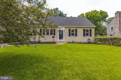 424 N Rolling Road, Springfield, PA 19064 - Photo 1