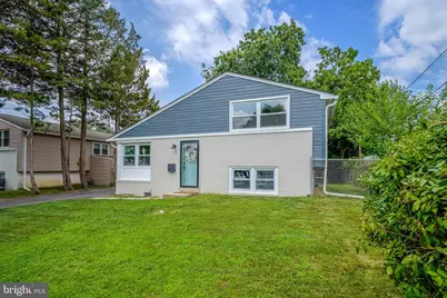 1005 10th Avenue, Folsom, PA 19033 - Photo 1