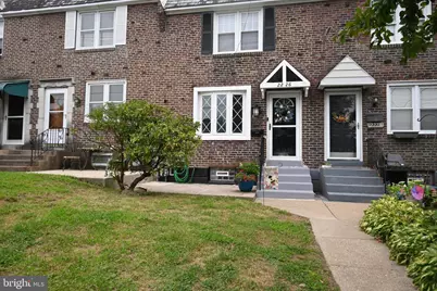 2226 S Harwood Avenue, Upper Darby, PA 19082 - Photo 1