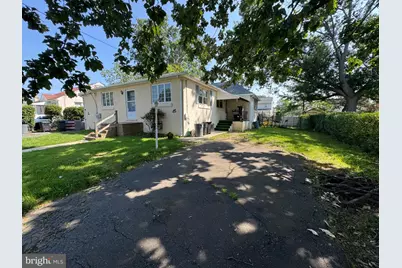 332 Fernwood Avenue, Folsom, PA 19033 - Photo 1