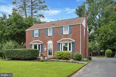 301 Twin Oaks Drive, Havertown, PA 19083 - Photo 1