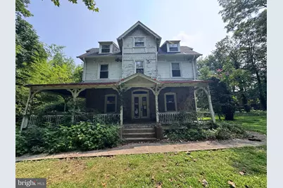 135 S Lansdowne Avenue, Lansdowne, PA 19050 - Photo 1