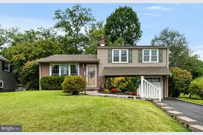 905 Catherine Avenue, Woodlyn, PA 19094 - Photo 1