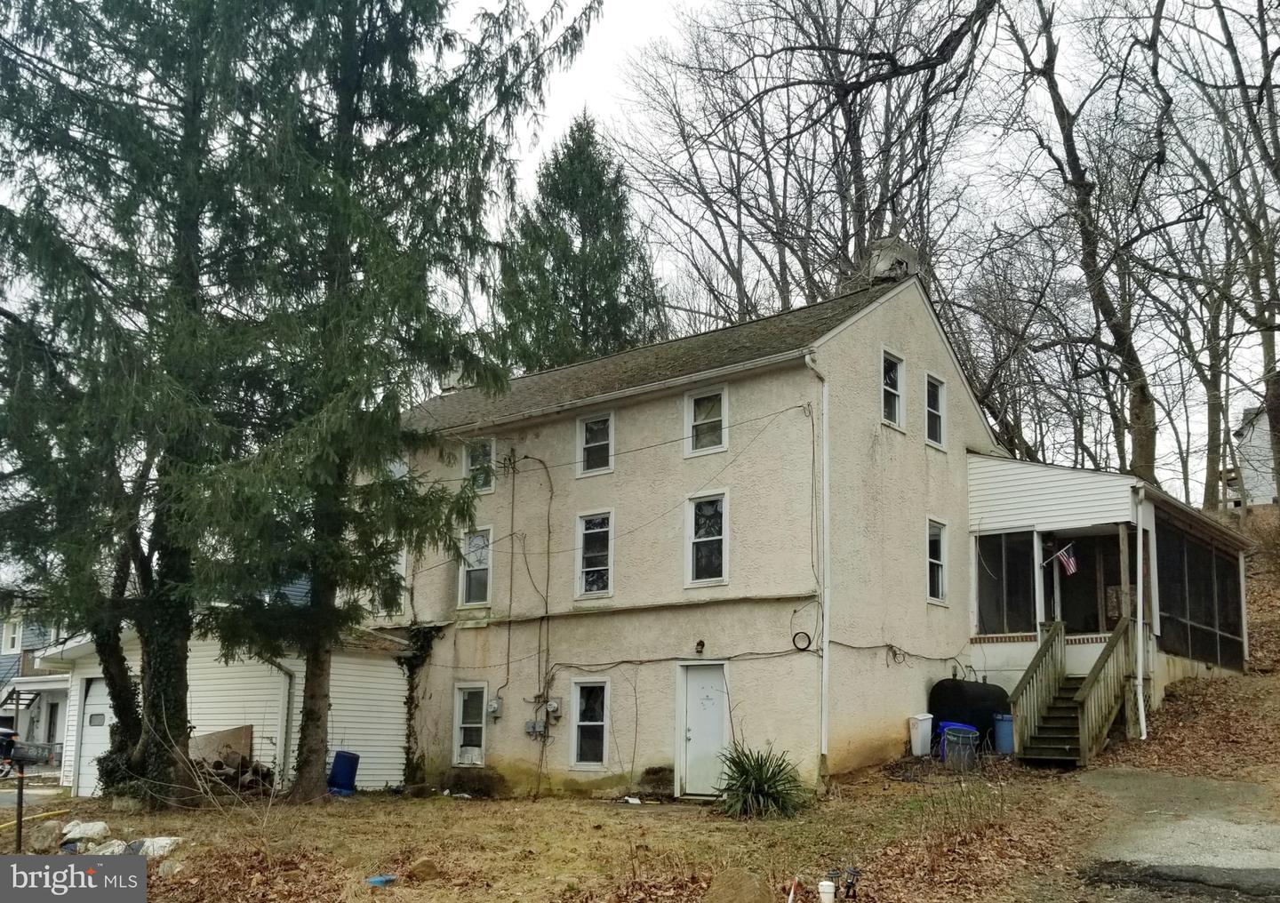 808 Maple Ln, Aston, PA 19014 MLS PADE506942 Coldwell Banker