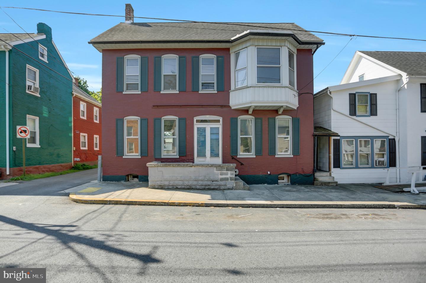 240 E Catherine St, Chambersburg, PA 17201 MLS PAFL2009092 Coldwell
