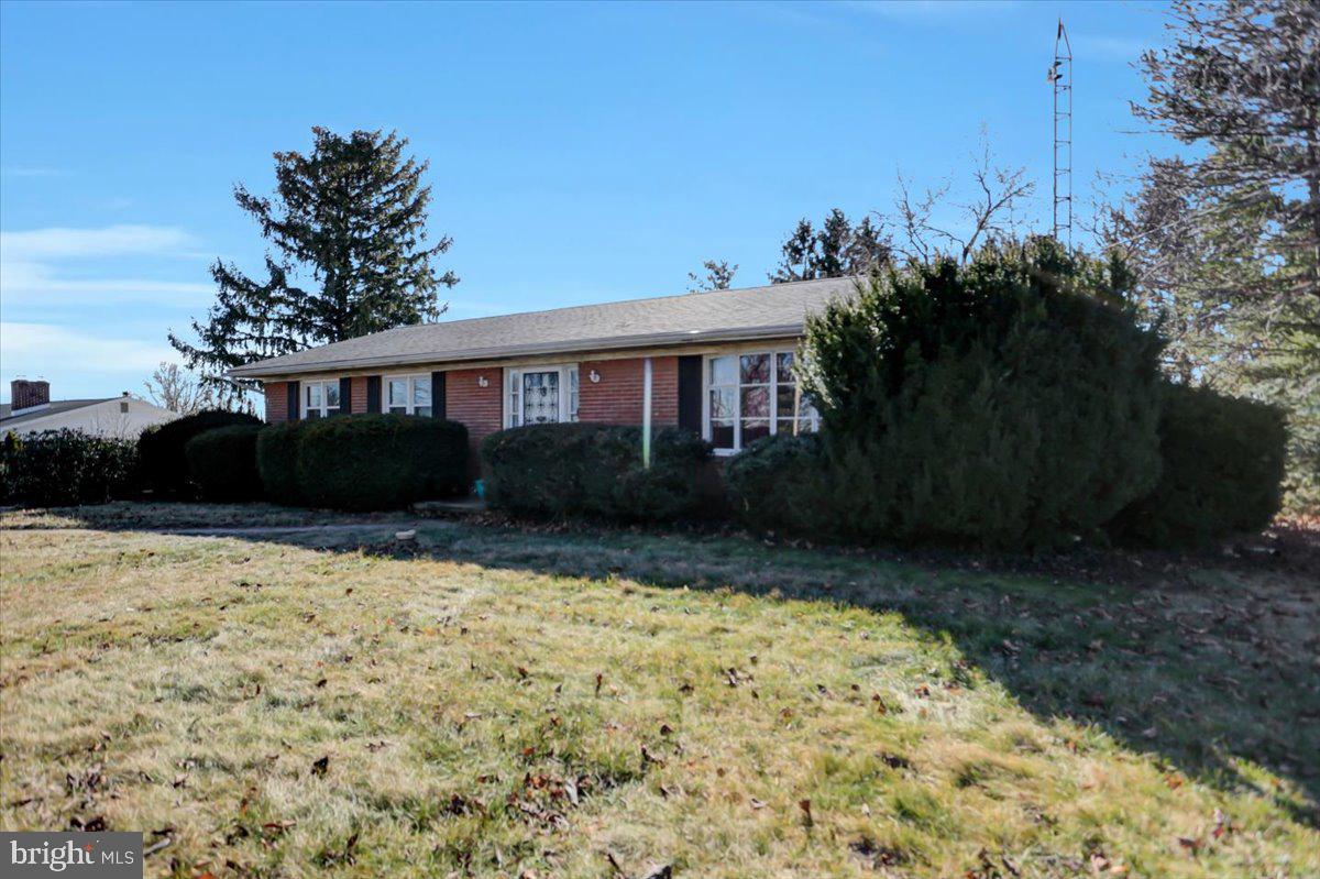 1526 Siloam Rd, Chambersburg, PA 17201 MLS PAFL2011522 Coldwell Banker