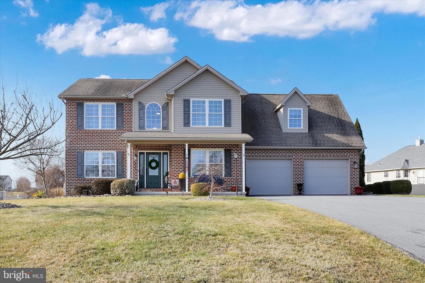 856 Lindia Dr, Chambersburg, PA 17202 MLS PAFL2011812 Coldwell Banker