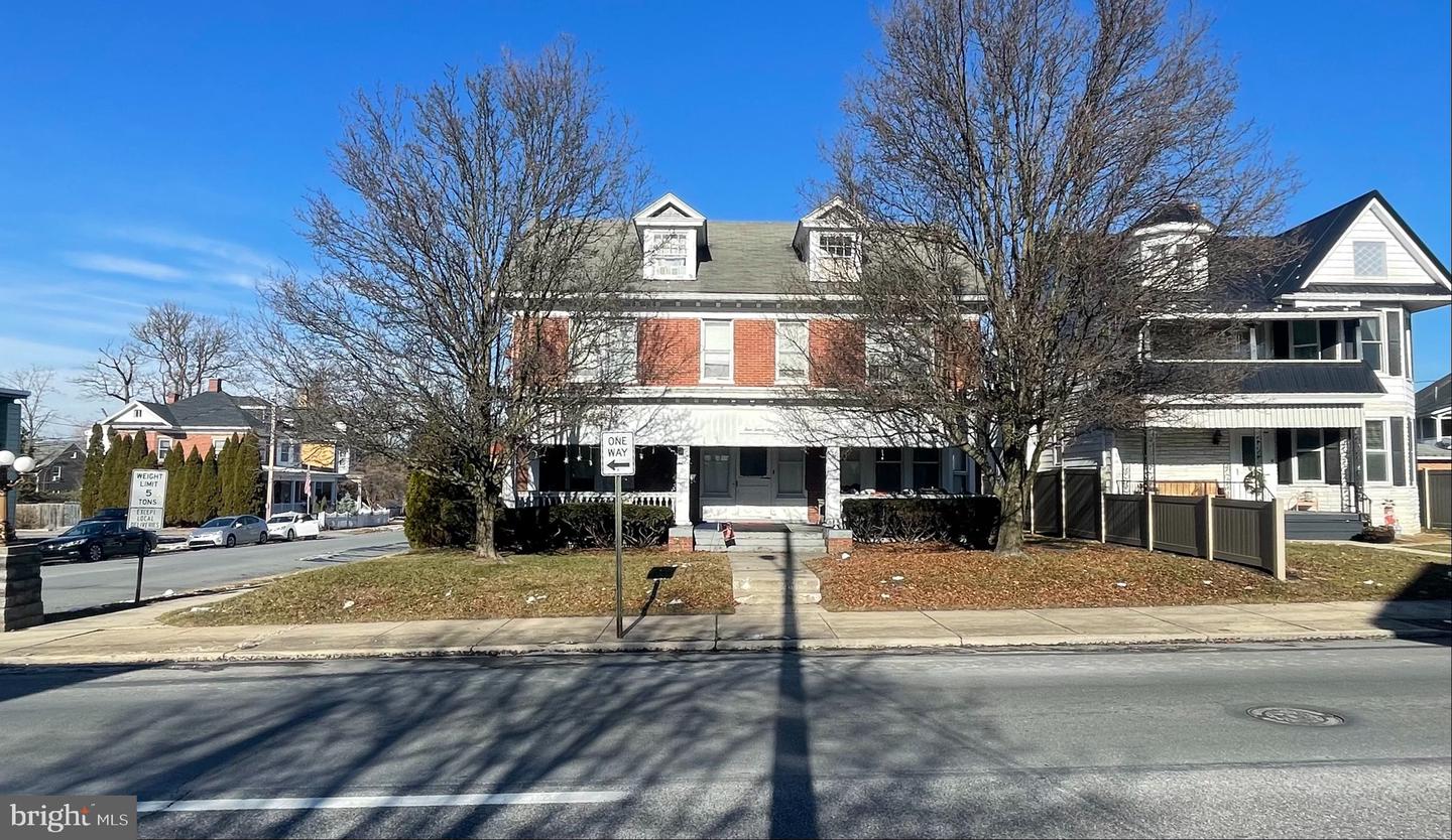 425 W Lincoln Way West W, Chambersburg, PA 17201 MLS PAFL2011934