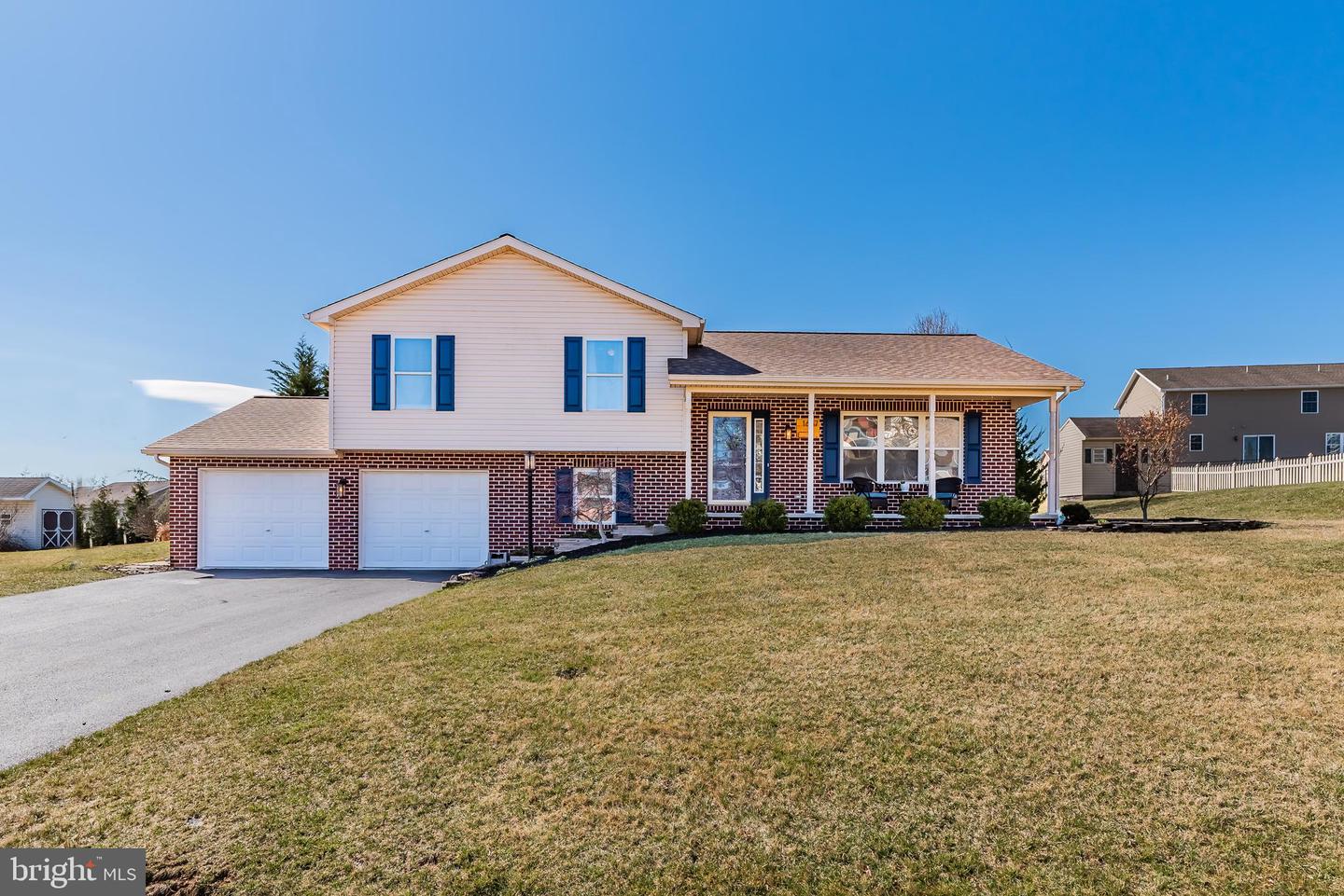 1657 Hamilton Hills Dr, Chambersburg, PA 17202 MLS PAFL2012398