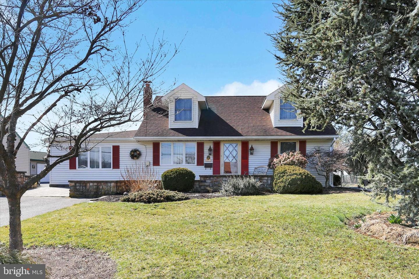 326 W Main St, Fayetteville, PA 17222 MLS PAFL2012520 Coldwell Banker