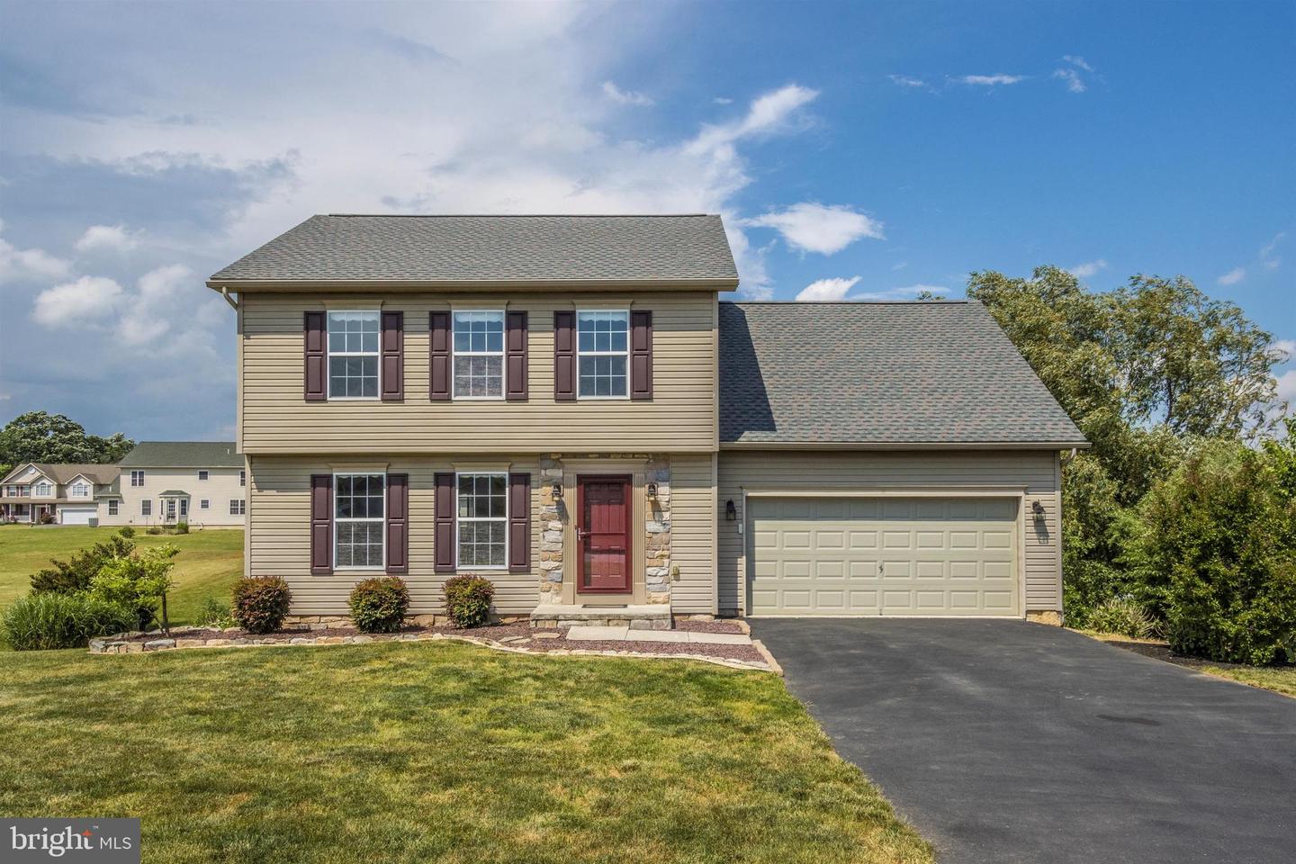 1803 Wood Duck Dr E, Chambersburg, PA 17202 MLS PAFL2012956