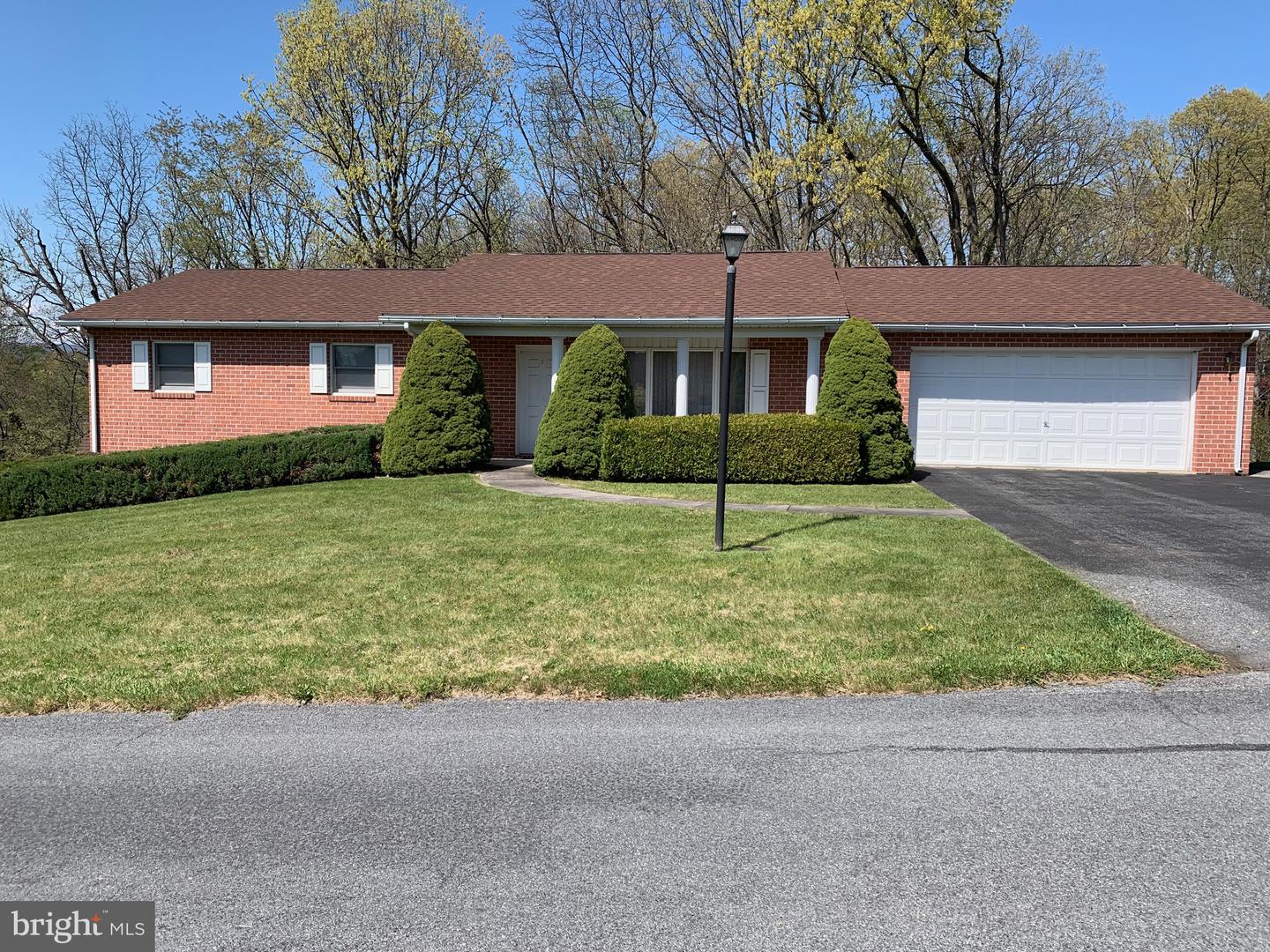 1619 Elizabeth Dr, Chambersburg, PA 17202 MLS PAFL2013198 Coldwell