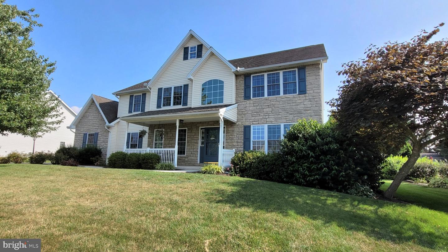 1756 Barnegat Light Dr, Chambersburg, PA 17201 MLS PAFL2015424