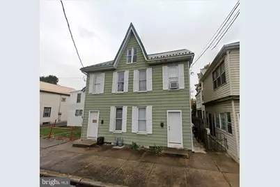 496-498 E Queen Street, Chambersburg, PA 17201 - Photo 1