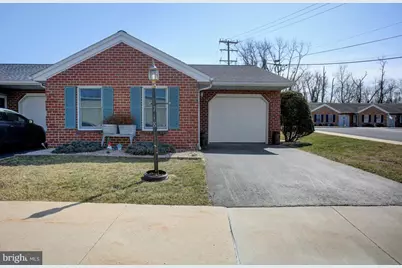 718 Marden Avenue N, Shippensburg, PA 17257 - Photo 1